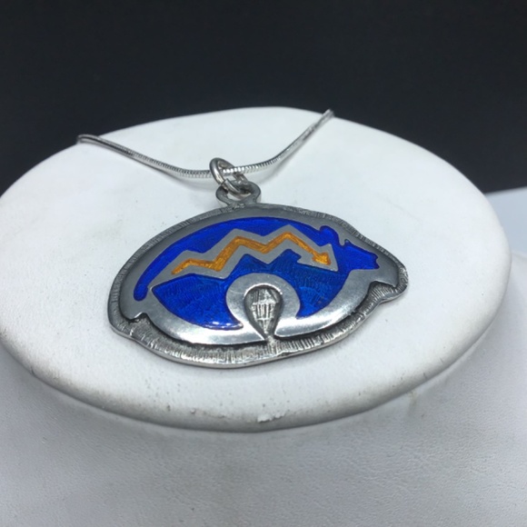 🌺Vintage Native American Sterling & Enamel Necklace - Picture 12 of 16